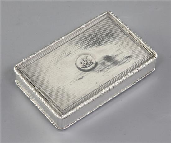 A William IV silver table snuff box, by Edward Edwards II, Length 3 ½”/88mm Width 2 ¼”/56mm Weight: 4.5oz/130grms